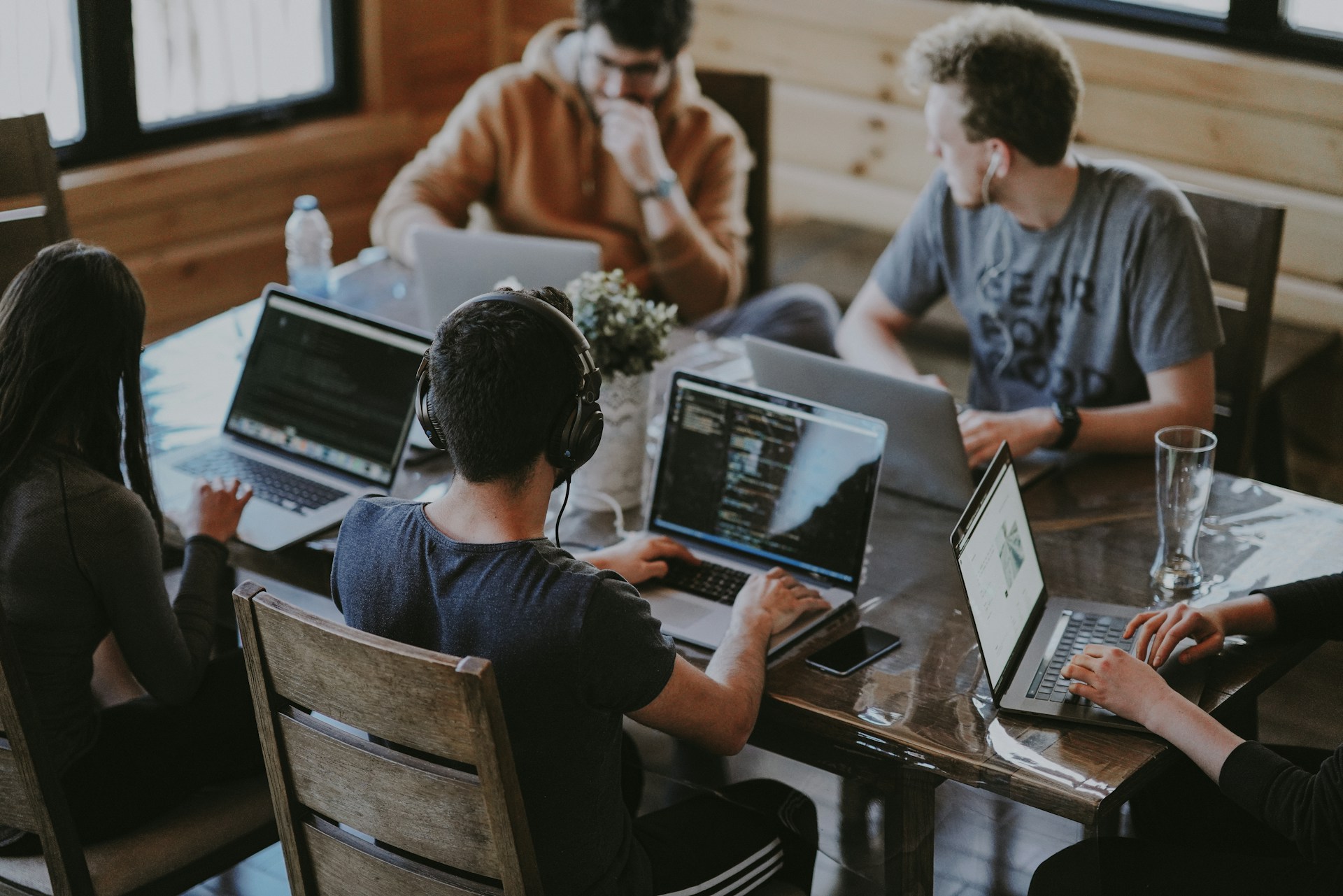 Owlio Works Team Collaboration